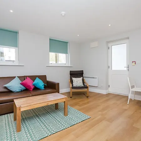 Hotel The Lion Gate Mews 4*