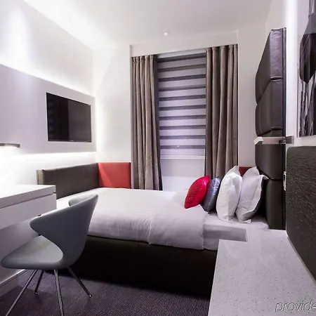Henley House Hotel 4*