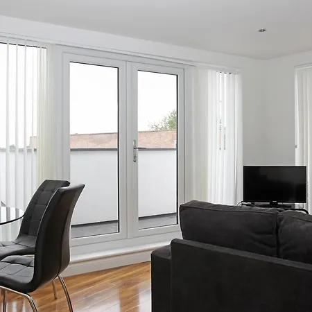 Radalco Apartment Hounslow