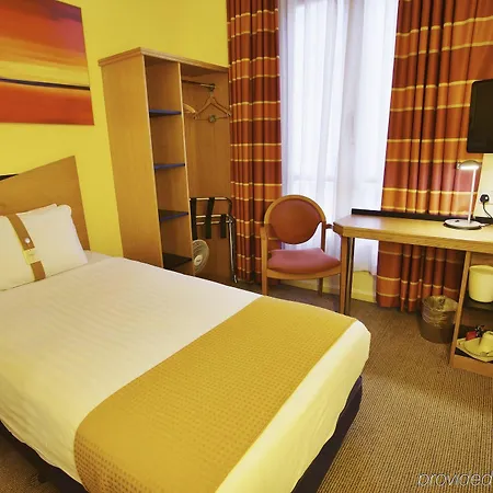 Hotel Express Victoria By Ihg