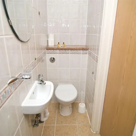 Hotel Gloucester 3*