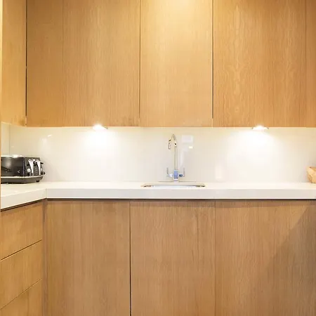 Veeve - Holland Park Avenue Apartment *