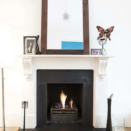 Veeve - Holland Park Avenue Apartment London
