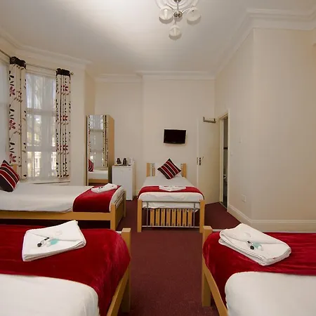 Royal 2 Hammersmith 3* Londyn