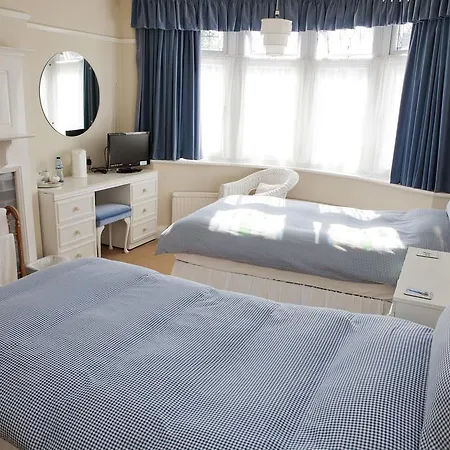 Green Door Bed and breakfast Beckenham