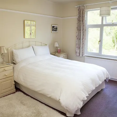 Green Door Bed and breakfast 3*