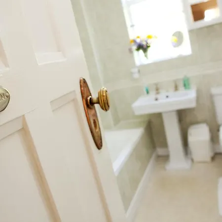 Bed and breakfast Green Door 3*