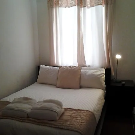 Hostel Widegate *