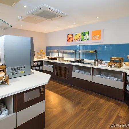 Holiday Express - Wandsworth By Ihg Hotel 3*