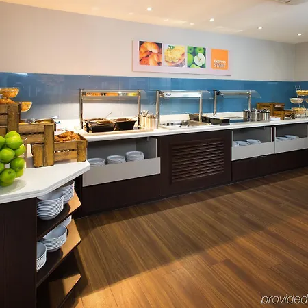 Holiday Express - Wandsworth By Ihg 3* London