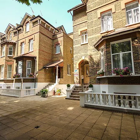 Hotel Adria London