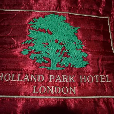Holland Park Grove 3* ロンドン