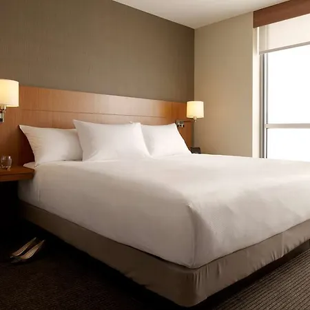 Hotel Hyatt Place West London Hayes 4*