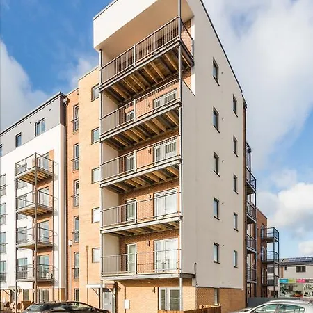 Joivy Lovely 1-bed Flat Near 02 Arena * London