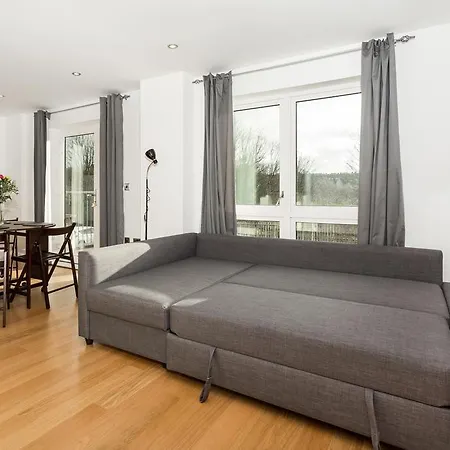 Joivy Lovely 1-bed Flat Near 02 Arena *