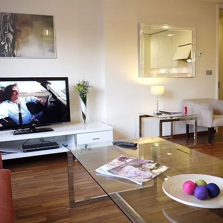 Olive Apartment *