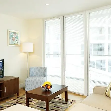 Saco Canary Wharf - Trinity Tower Apart-hotel 4*