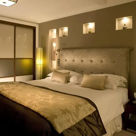 Beaufort House - Knightsbridge Лондон