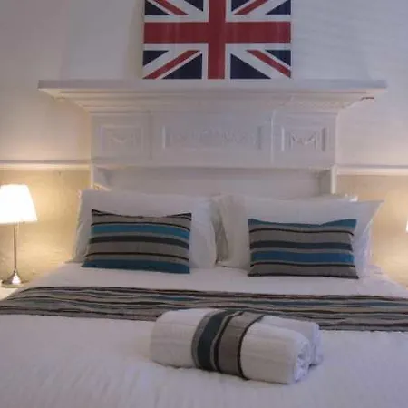 Kings Cross Apartment