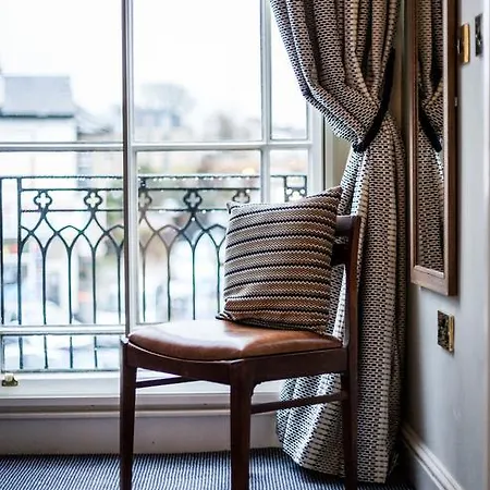 Tulse Hill Hotel
