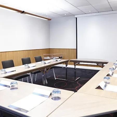 Novotel London Heathrow Airport M4 Jct. 4