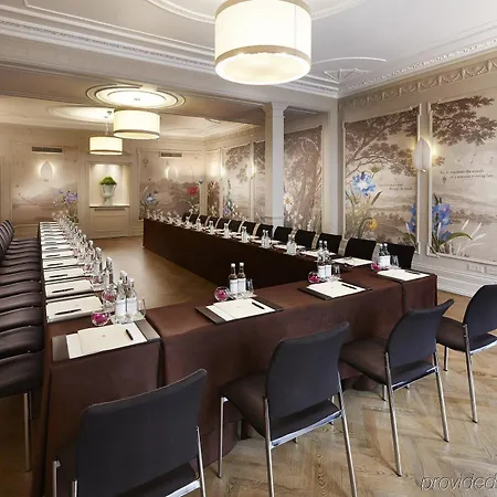 Brown's Hotel, A Rocco Forte Лондон