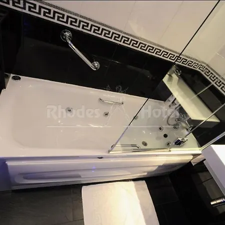 Rhodes 3* London