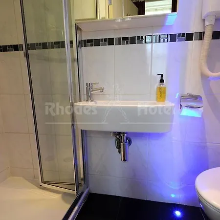 Rhodes 3*