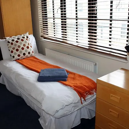 Acorn - Bakers Row Apartment *