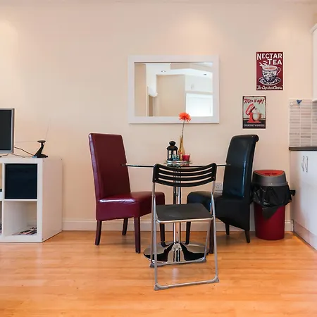 Kings Cross Apartment