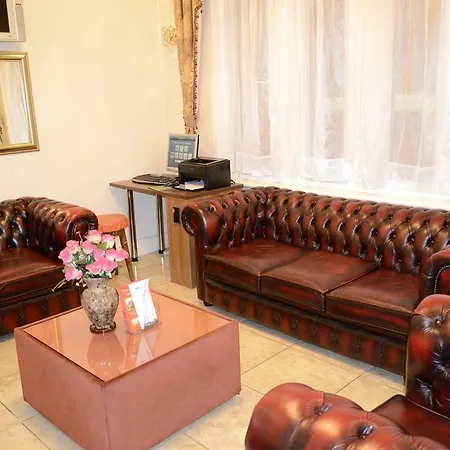 Cranbrook Hotel 2*