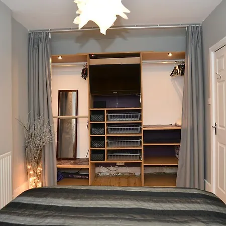Erlox Hyde Park Apartment *
