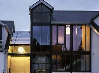 Barn London 3*