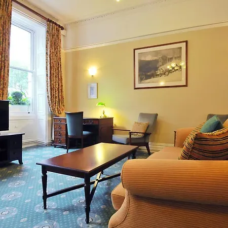 Bed & Breakfast The Penn Club *