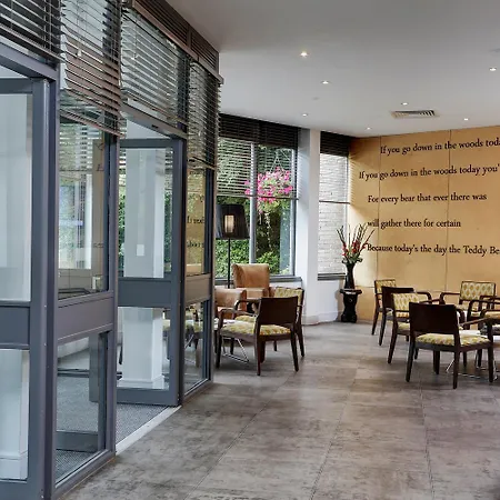 Epping Forest Hotel Woodford
