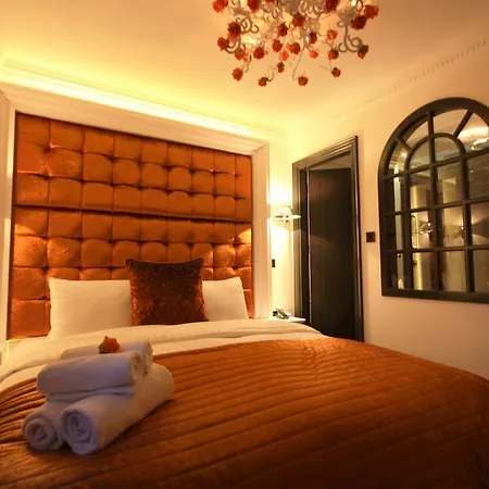 The Exhibitionist Hotel London