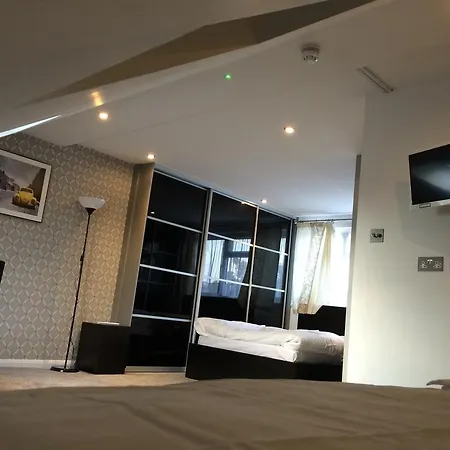 The Beehive Гостевой дом 3*