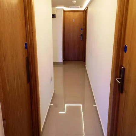 Pelican And 3* London