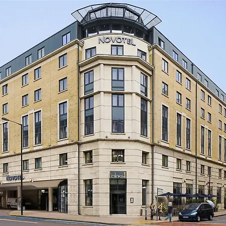 Novotel Bridge Hotel 4*