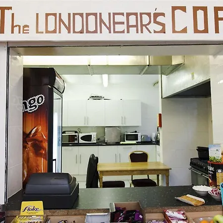 Barkston Earls Court Hostal Londres