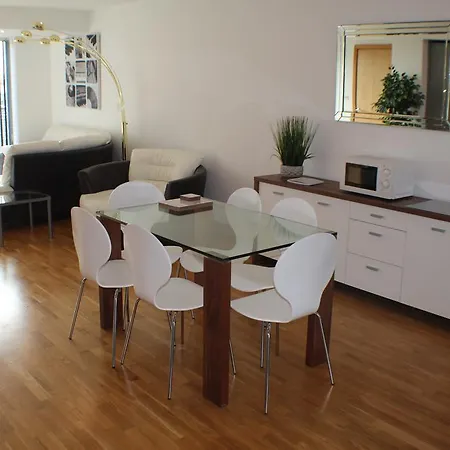 Apartment Bow *