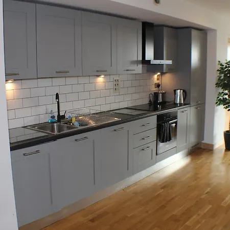 Bow Apartment *