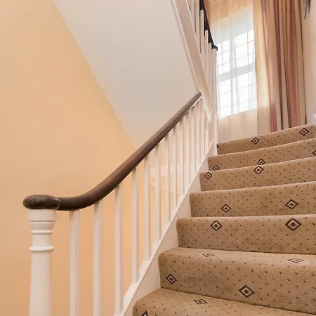 London Residence *