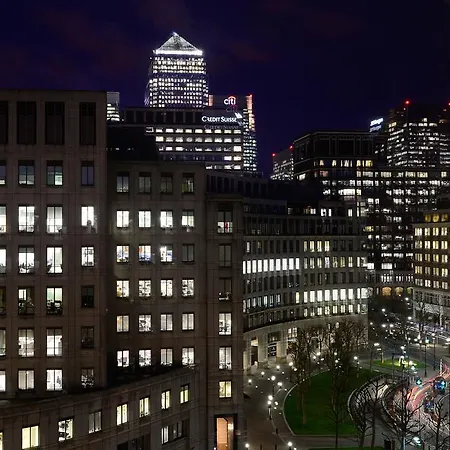 Canary Riverside Plaza Hotel 5*