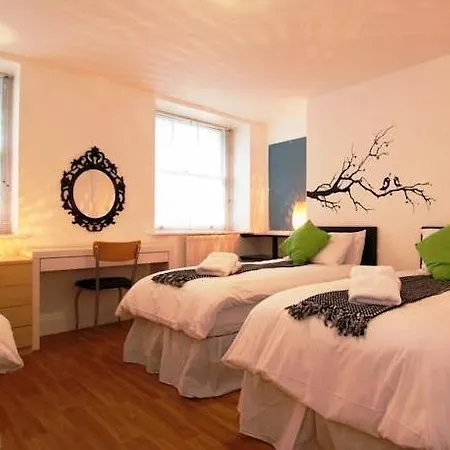 Acorn - Bedford Place Hotel