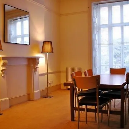 Acorn - Bedford Place 3*