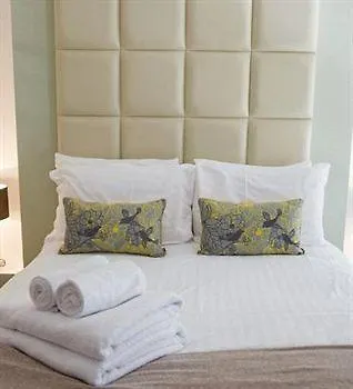 Apartment Mayfair One