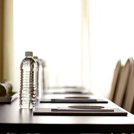 Hotel Hyatt Place West London Hayes 4*