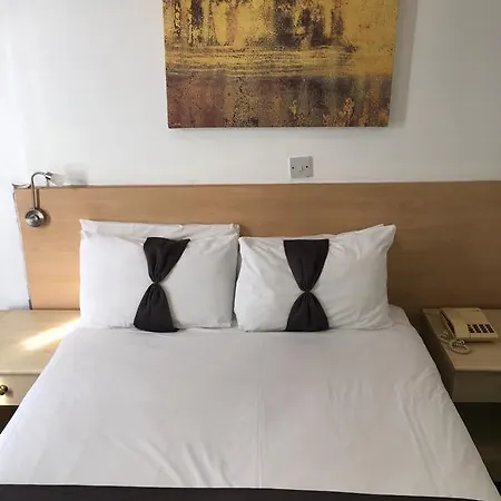 Hotel Clapham South Dudley 2*