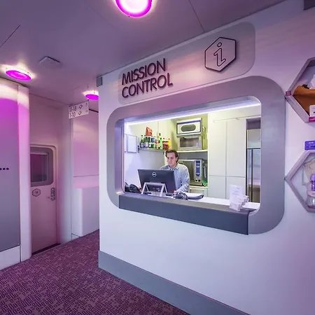 Yotelair London Heathrow Airport
